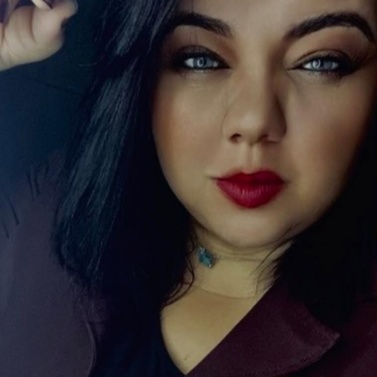 Larissa Vendas ( clique aqui)  thumbnail