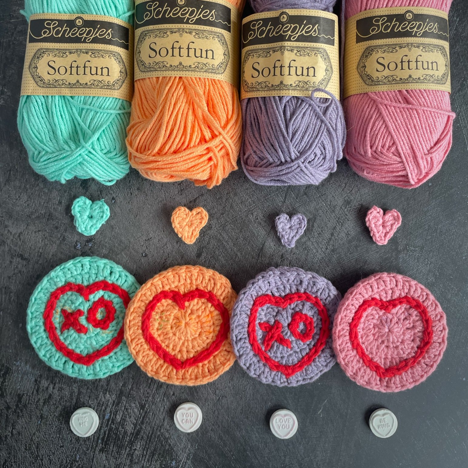 Love Heart Face Scrubbies thumbnail