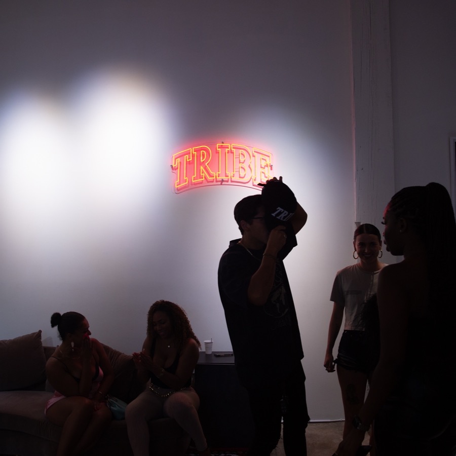 SHOP T-GALLERY thumbnail