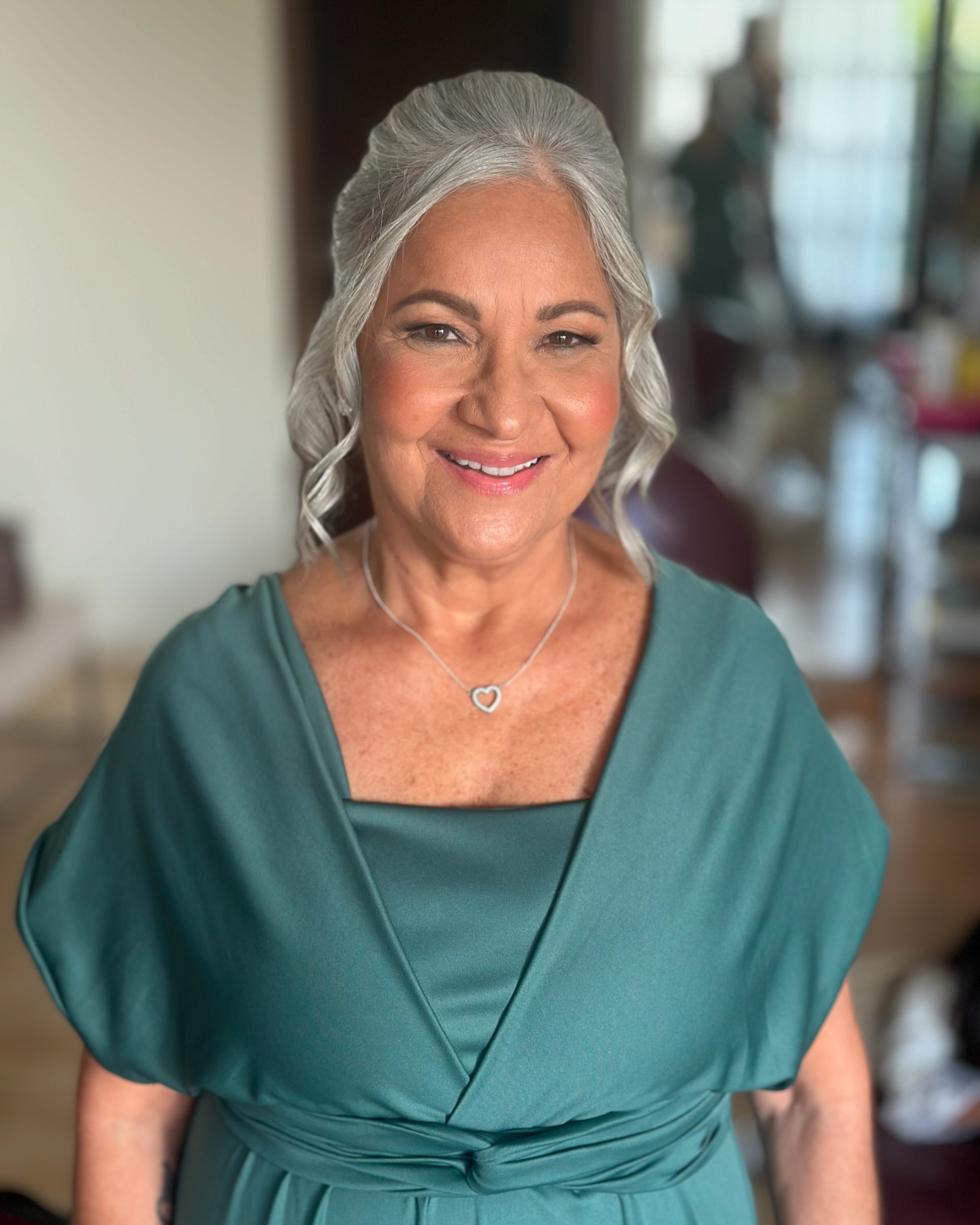 Fazia tempo que eu não postava minha maior musa! Minha mãe! ♥️

#maquiadorrj #maquiadorarj #maquiagemrj 

Essa produção 