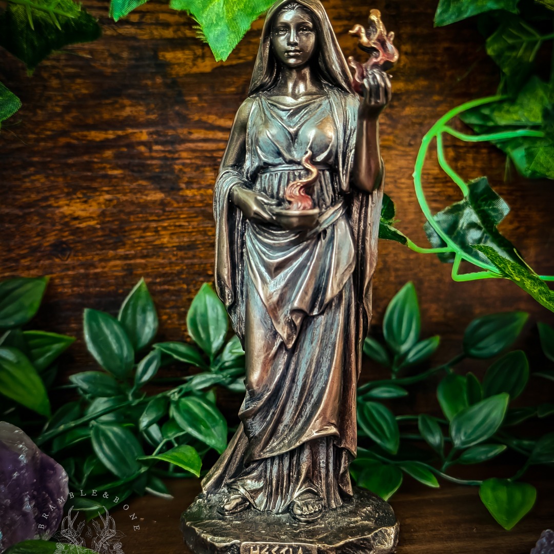 Small Hestia Statue thumbnail