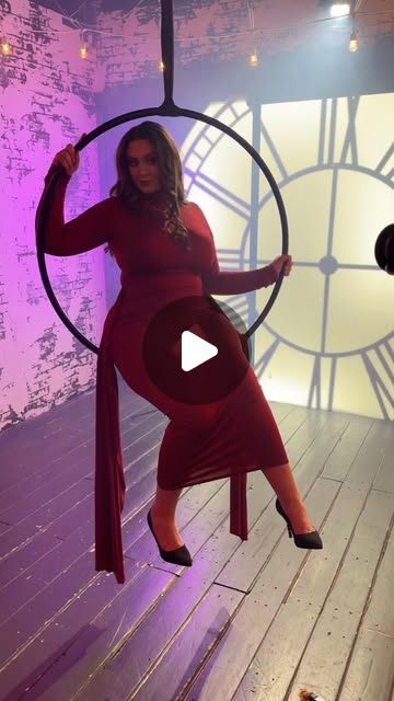 Olivia Dunbar on Instagram: "Behind the Scenes from my Las Vegas photo/video shoot at The Barbie House Mansion and Bang Bang studios! 📸 🎥 💫 

#livvydmusic #lasvegas #photoshoot #videoshoot #2024 #explorepage #bangbang" thumbnail
