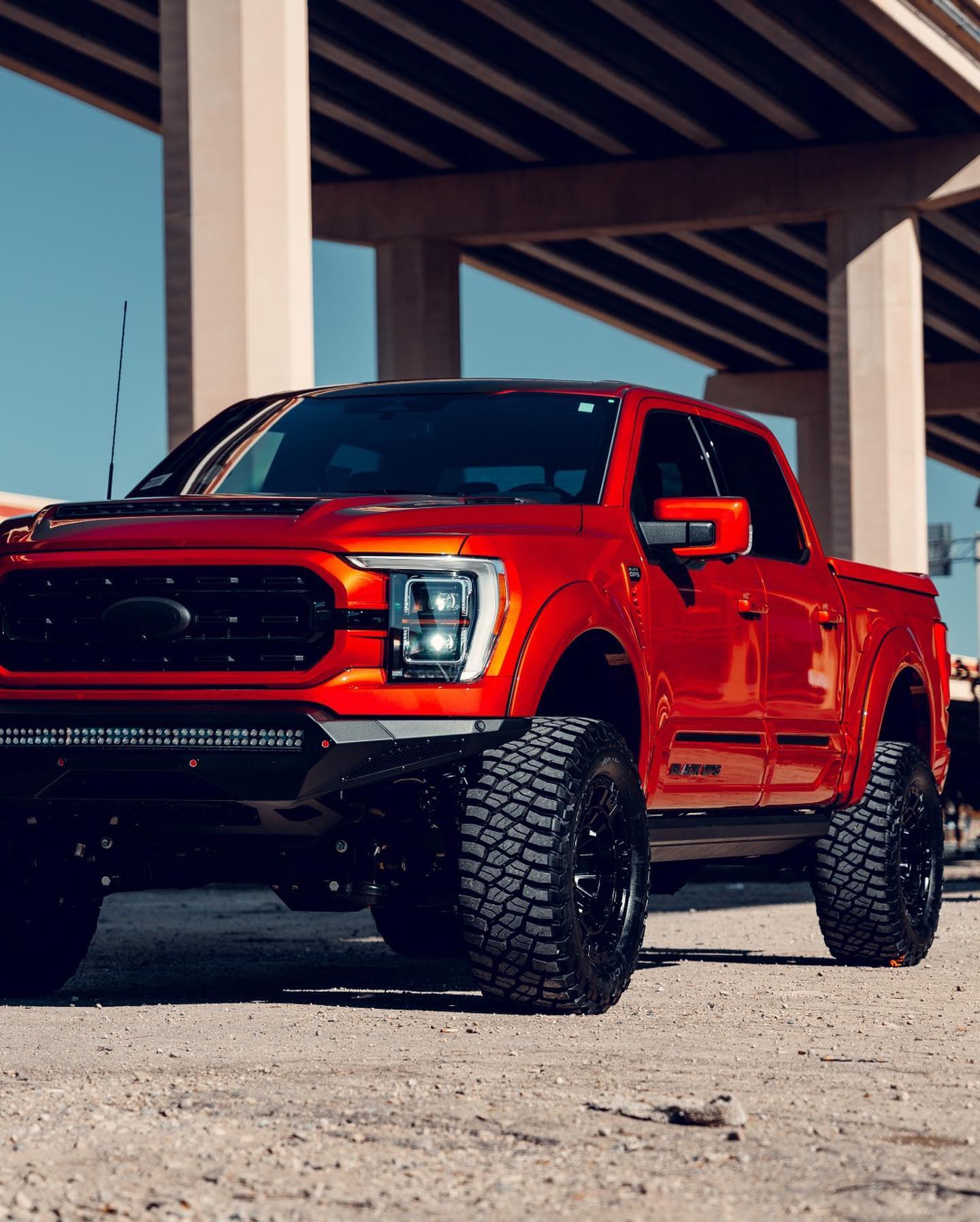 Can you handle the heat? 🔥 This truck is looking extra caliente in this color!

Repost from @dallasfsp

#tuscanymotorco 