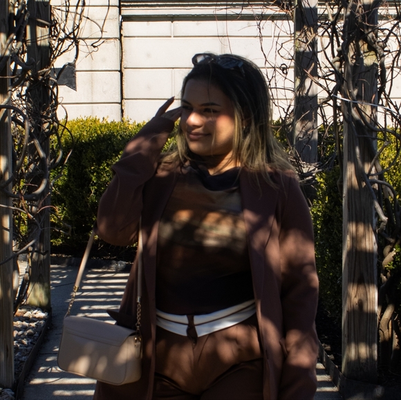 Isabel's Closet thumbnail