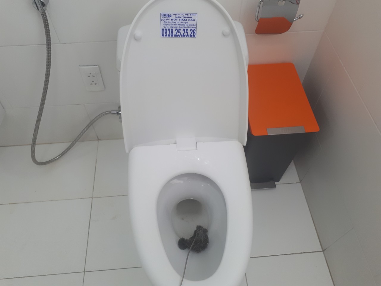 Dịch vụ Hút Bể Phốt và Thông Tắc Bồn Cầu tại TpHCM, uy tín - tận tâm thumbnail