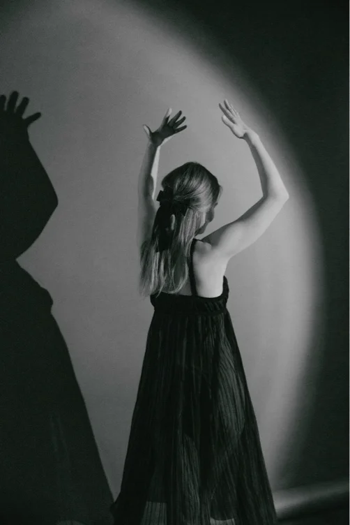 Lena - Wishlist | Throne thumbnail