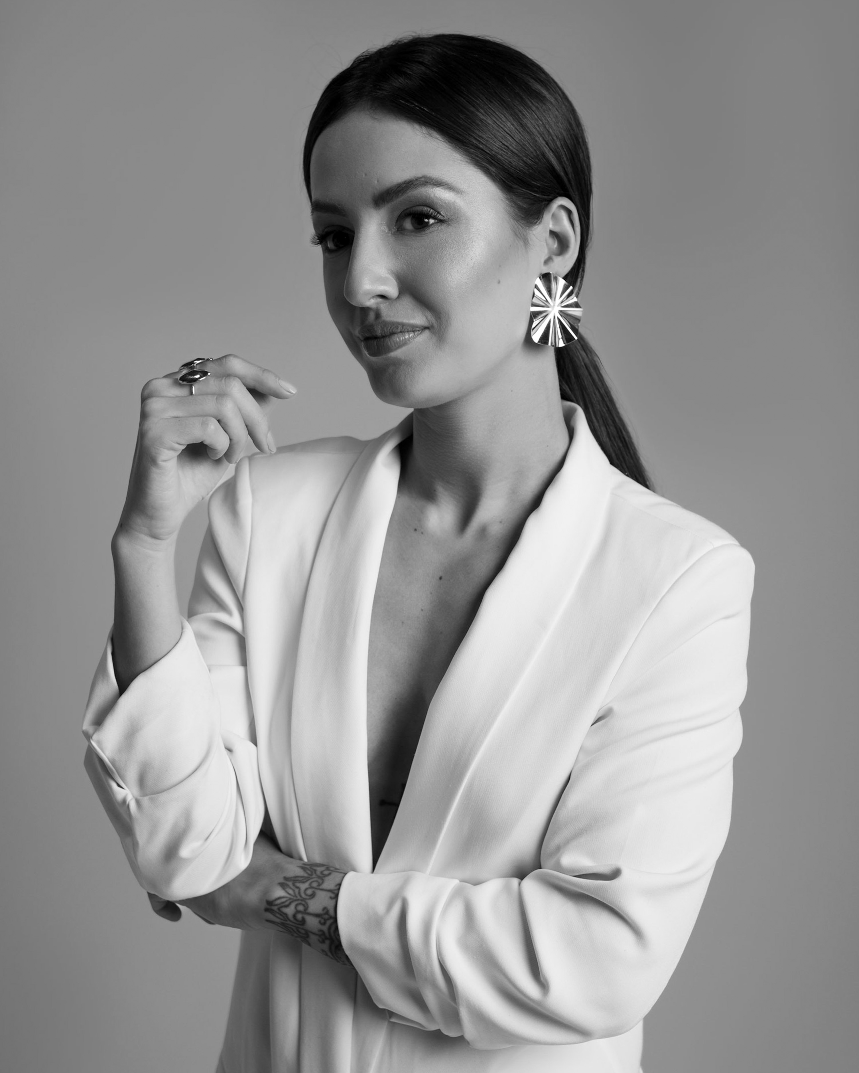 Carolina Samani: Age, Family, Biography - zjfxoh6