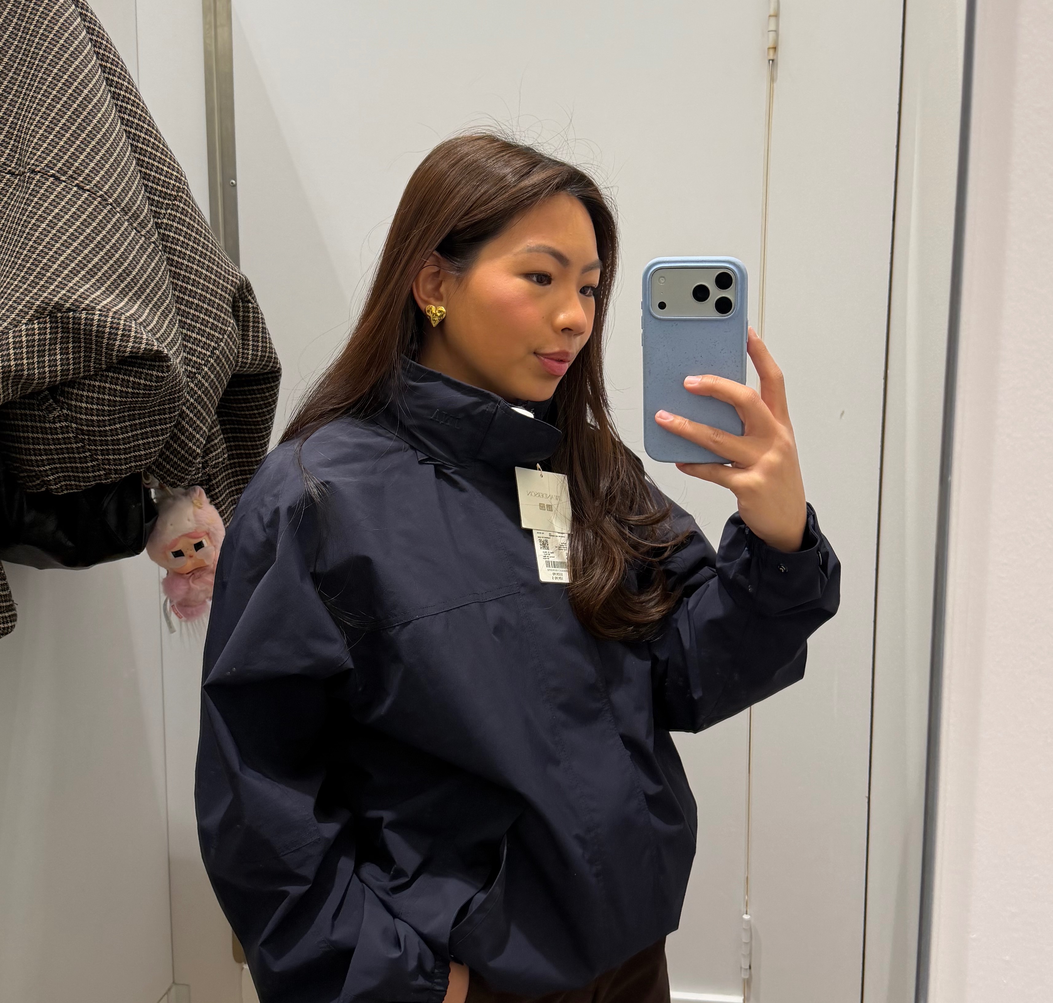 shop the UNIQLO new collection thumbnail