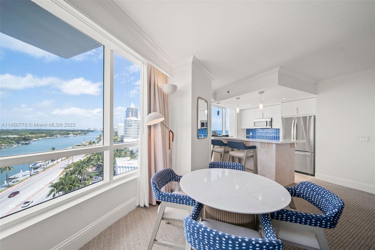 Fontainebleau 1 Bedroom thumbnail