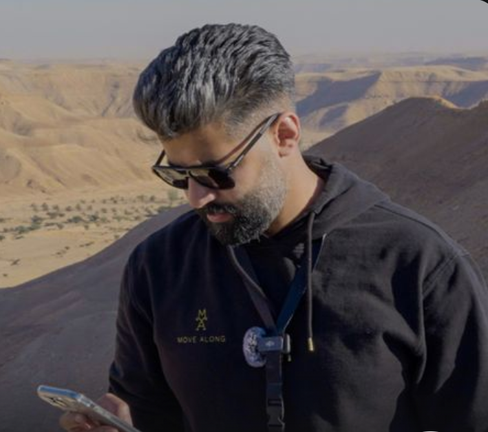 من أعمالي: صناعة المحتوى للسناب والتيك توك وتحسين الظهور thumbnail