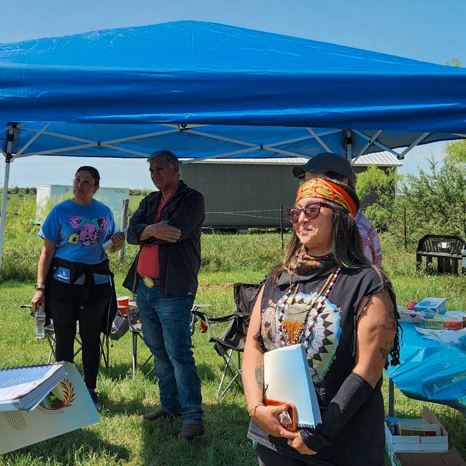 Volunteer With Us This Fall thumbnail