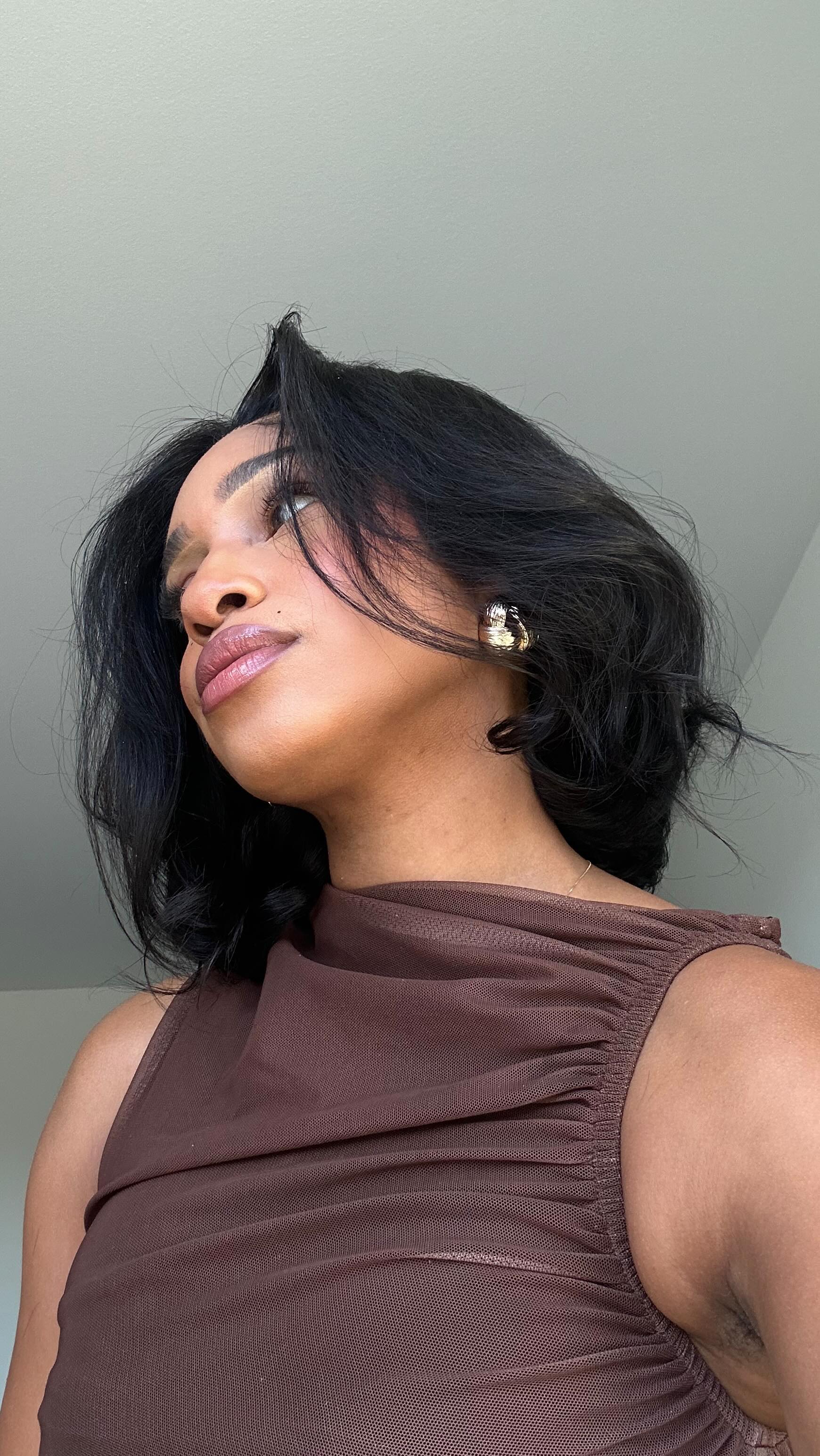 layered bob hair tutorial 💇🏽‍♀️

hair products: 
@chihaircare serum
@thebeachwaver hair spray

Comment “need link” for h