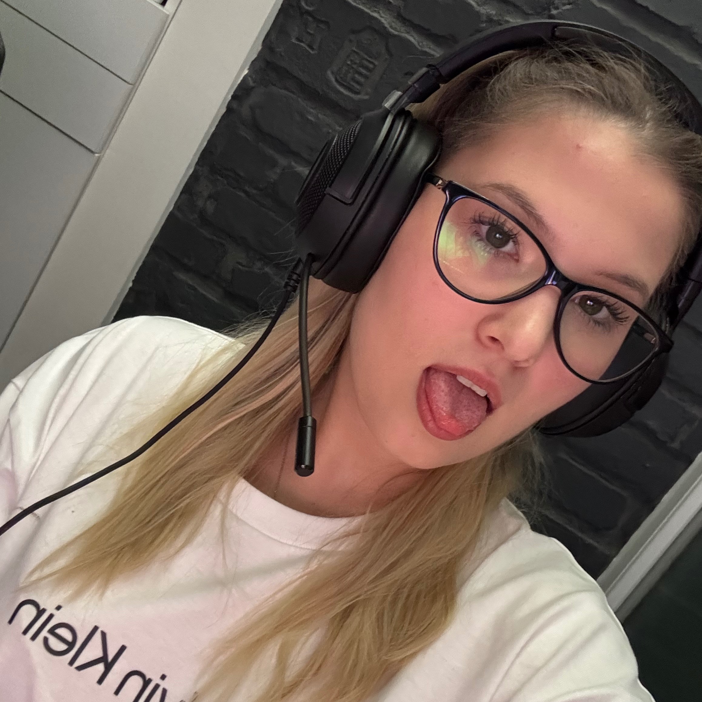 Twitch thumbnail
