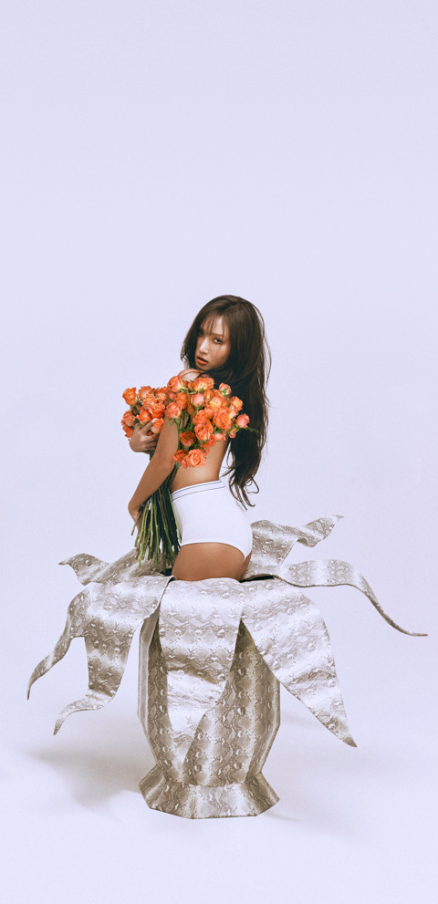 HWASA - lockscreen/wallpaper - Ko-fi.com thumbnail