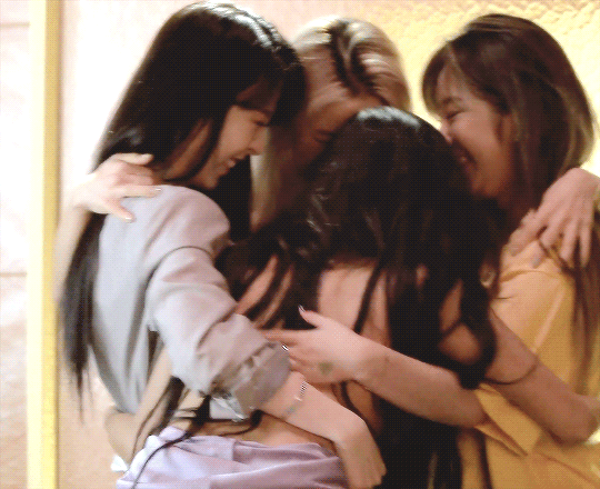 MAMAMOO on MARIA MV ♥ thumbnail