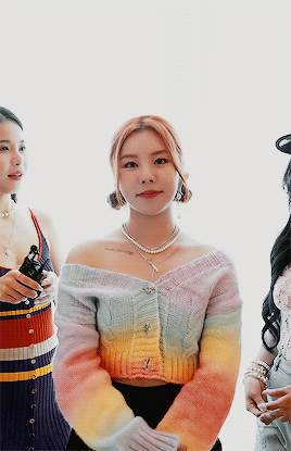 Wheein ♡ being the most little cute precious human ♡ thumbnail