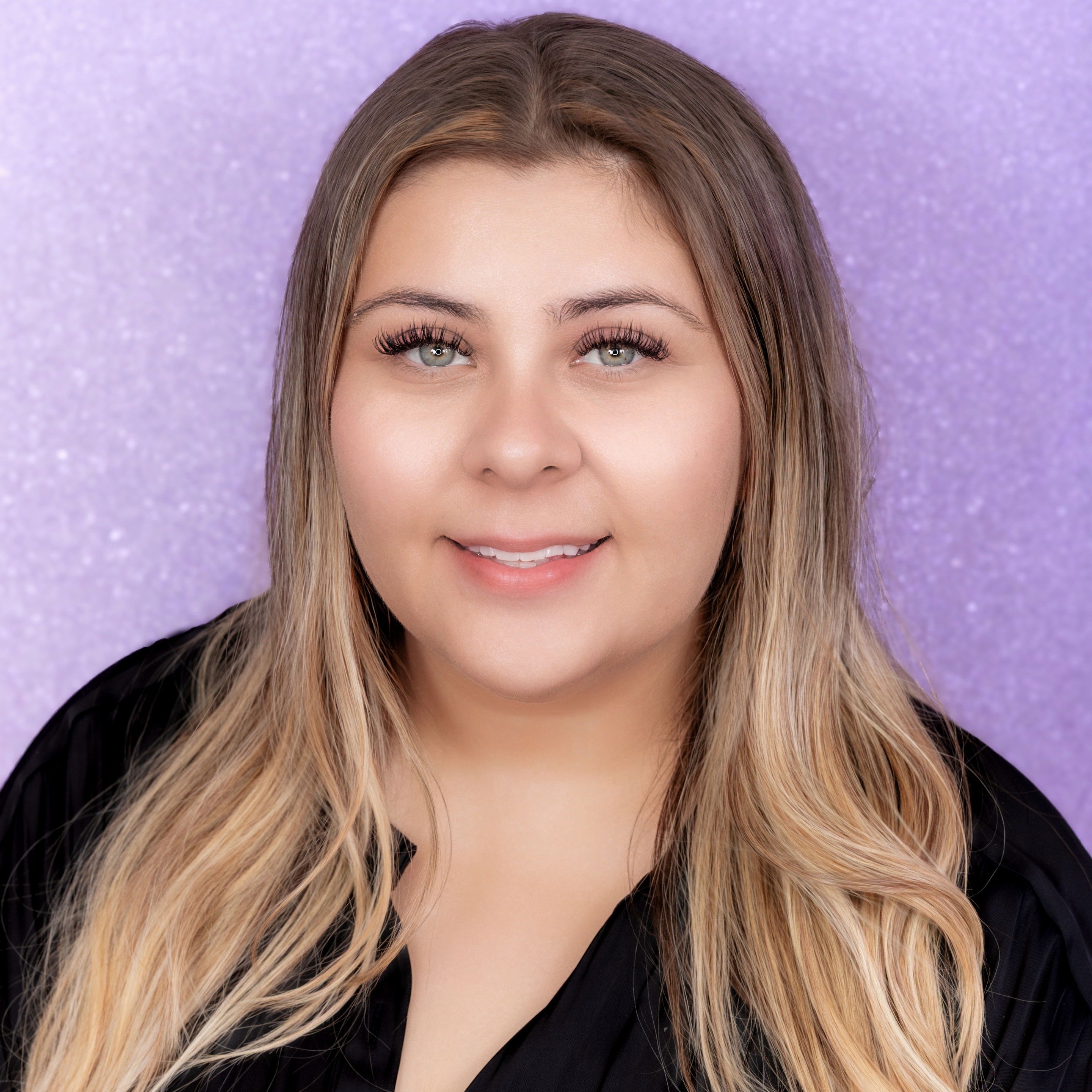 Book Lashes with Megan thumbnail